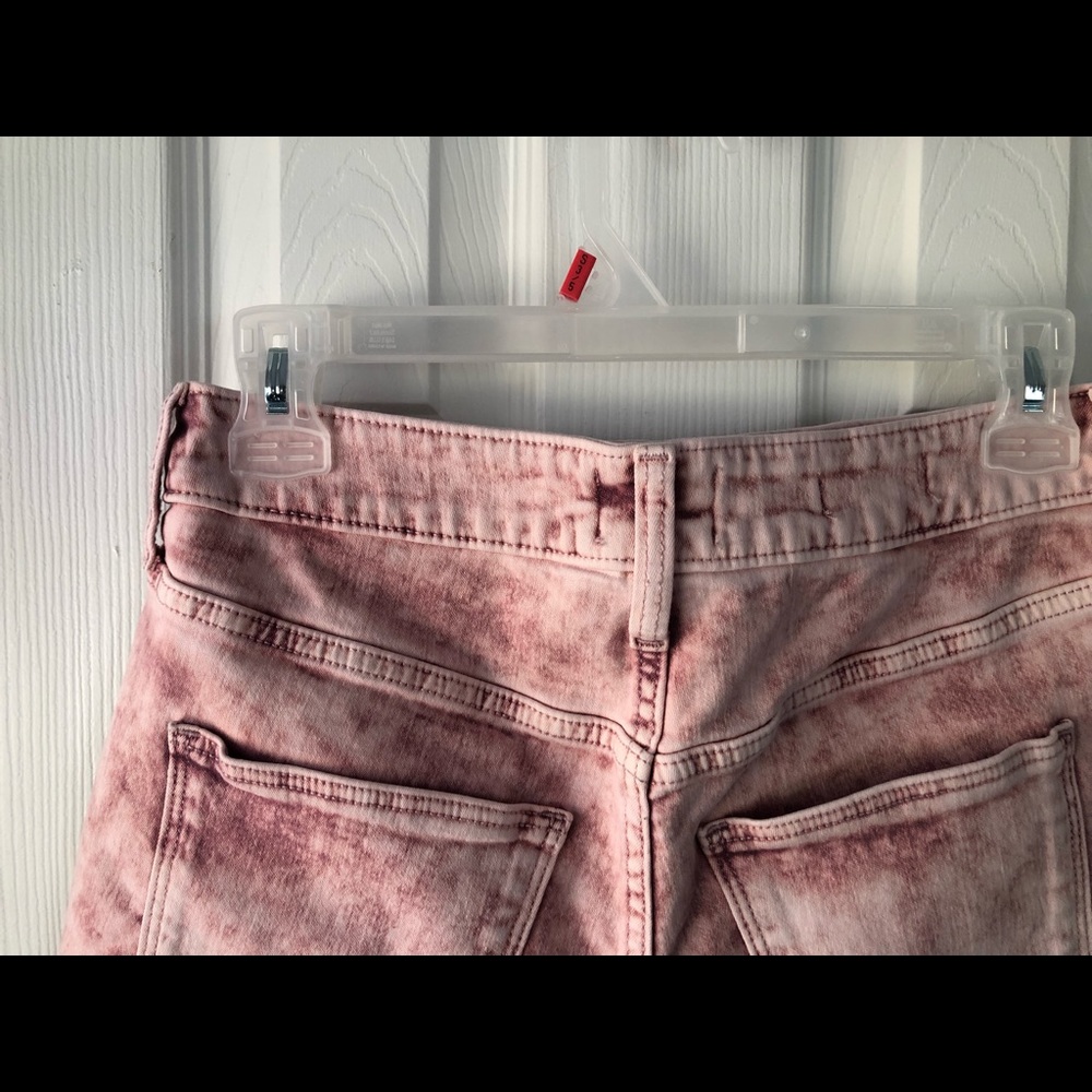 High Rise Midi Shorts - Picture 7 of 8